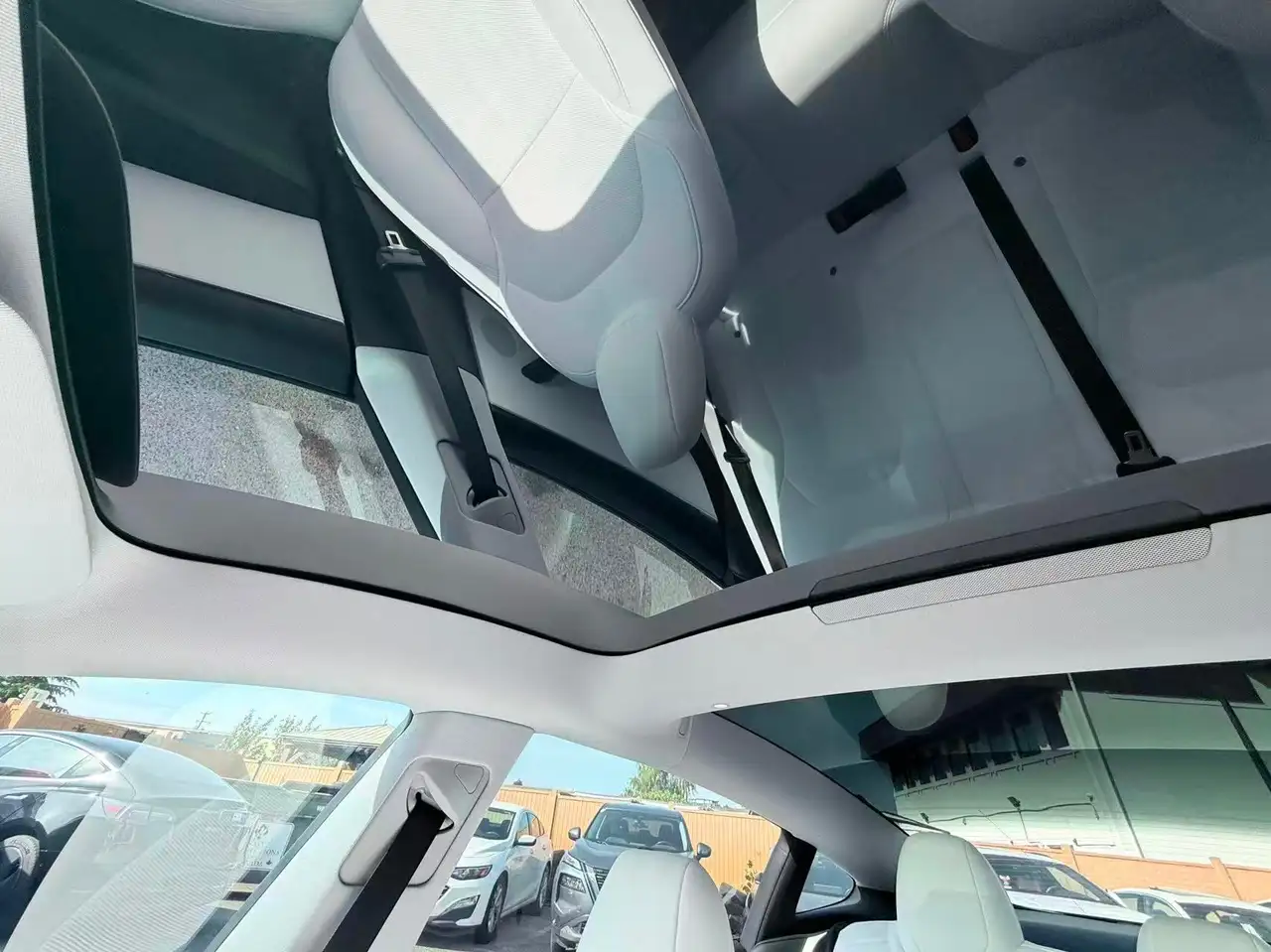 Tesla Model 3 photo Tesla Model 3