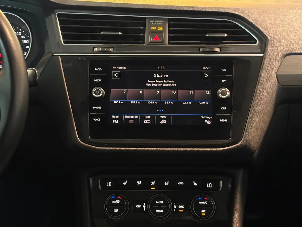 Volkswagen Tiguan снимка Volkswagen Tiguan