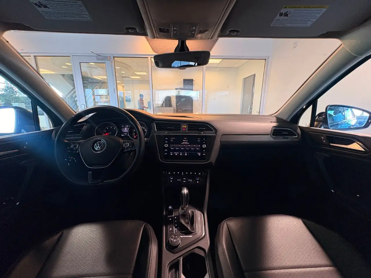 Volkswagen Tiguan снимка Volkswagen Tiguan
