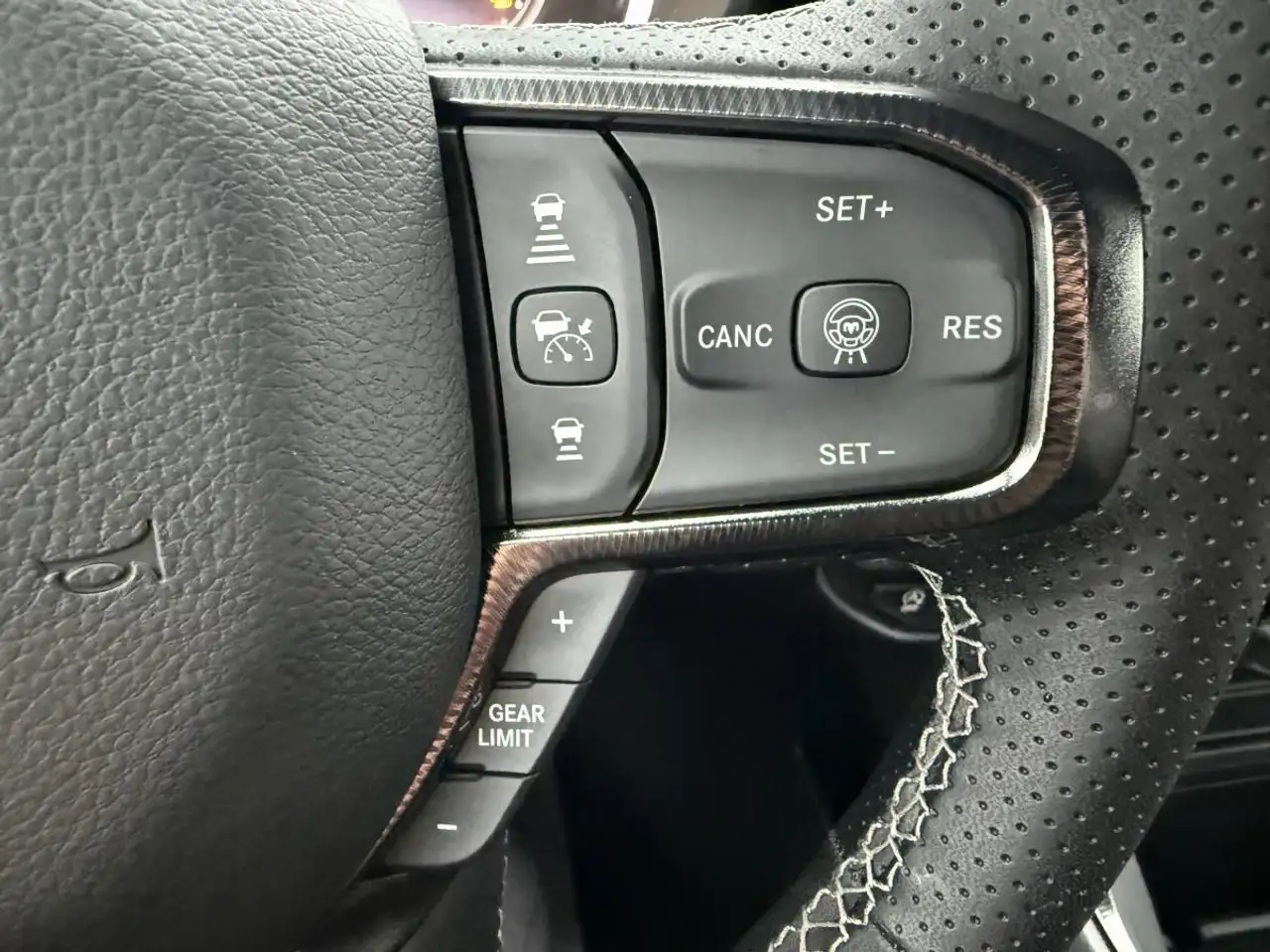 RAM 1500 photo RAM 1500