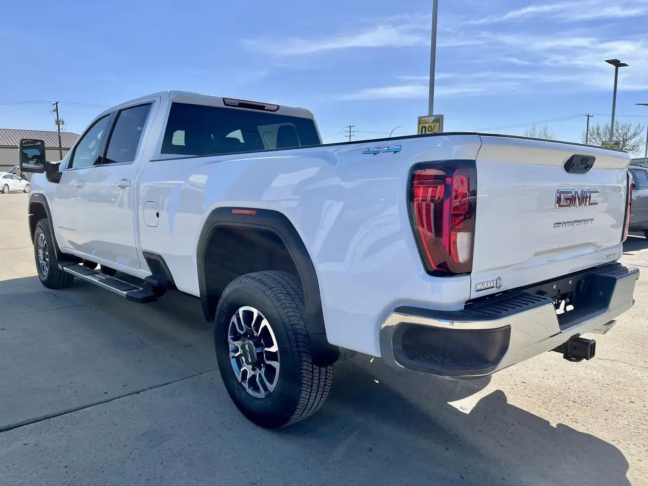 GMC Sierra 3500HD снимка GMC Sierra 3500HD