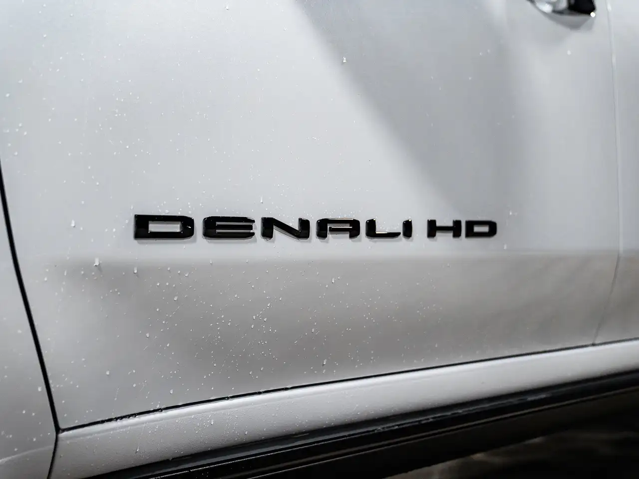 GMC Sierra 3500HD снимка GMC Sierra 3500HD