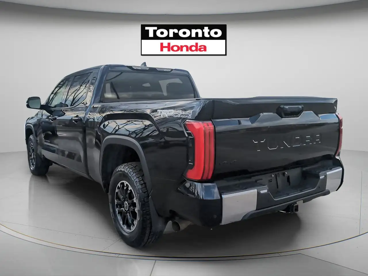 Toyota Tundra снимка Toyota Tundra