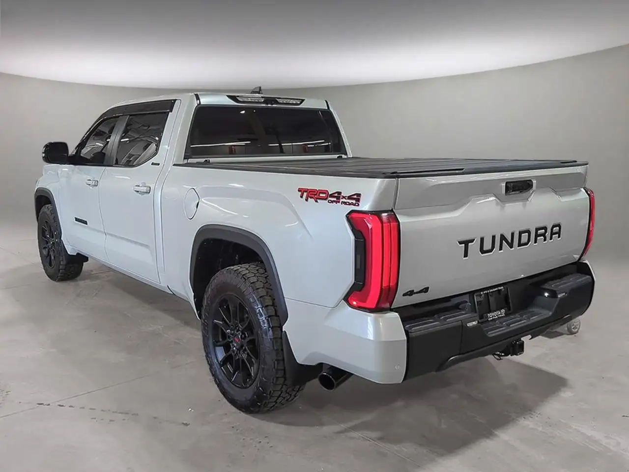 Toyota Tundra снимка Toyota Tundra