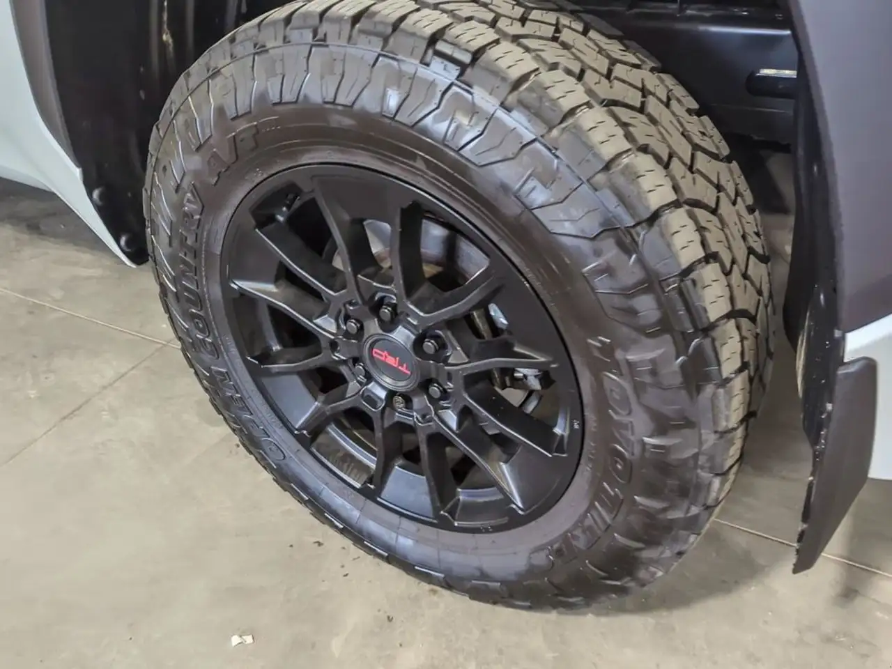 Toyota Tundra снимка Toyota Tundra
