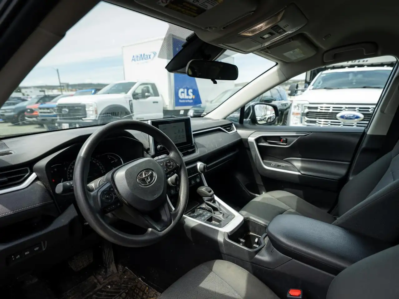 Toyota RAV 4 снимка Toyota RAV 4