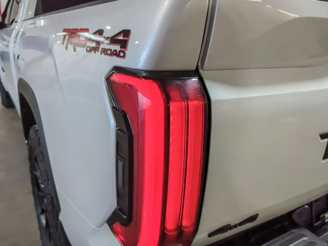 Toyota Tundra снимка Toyota Tundra