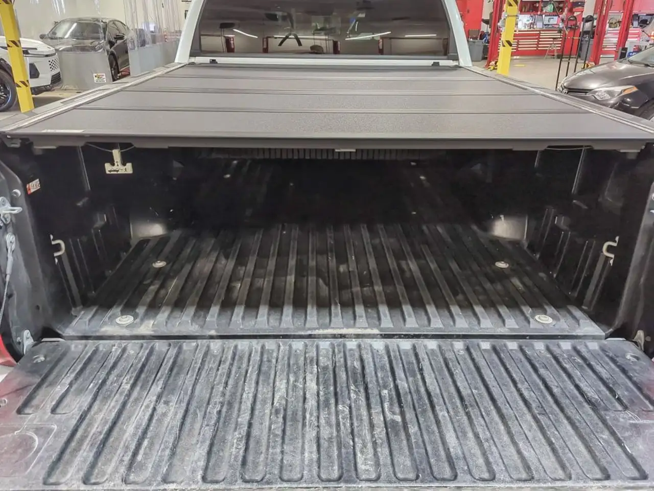Toyota Tundra снимка Toyota Tundra