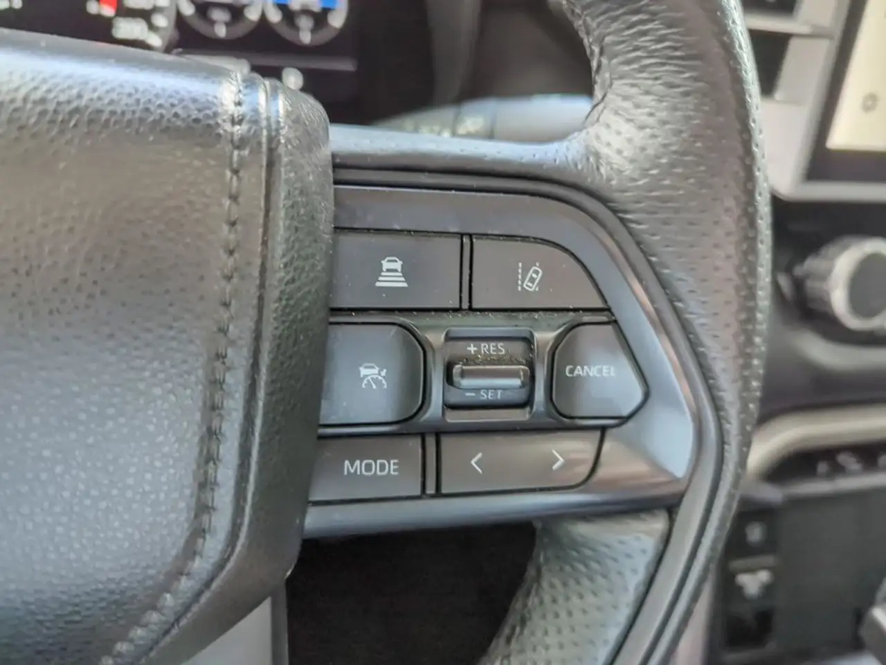 Toyota Tundra снимка Toyota Tundra
