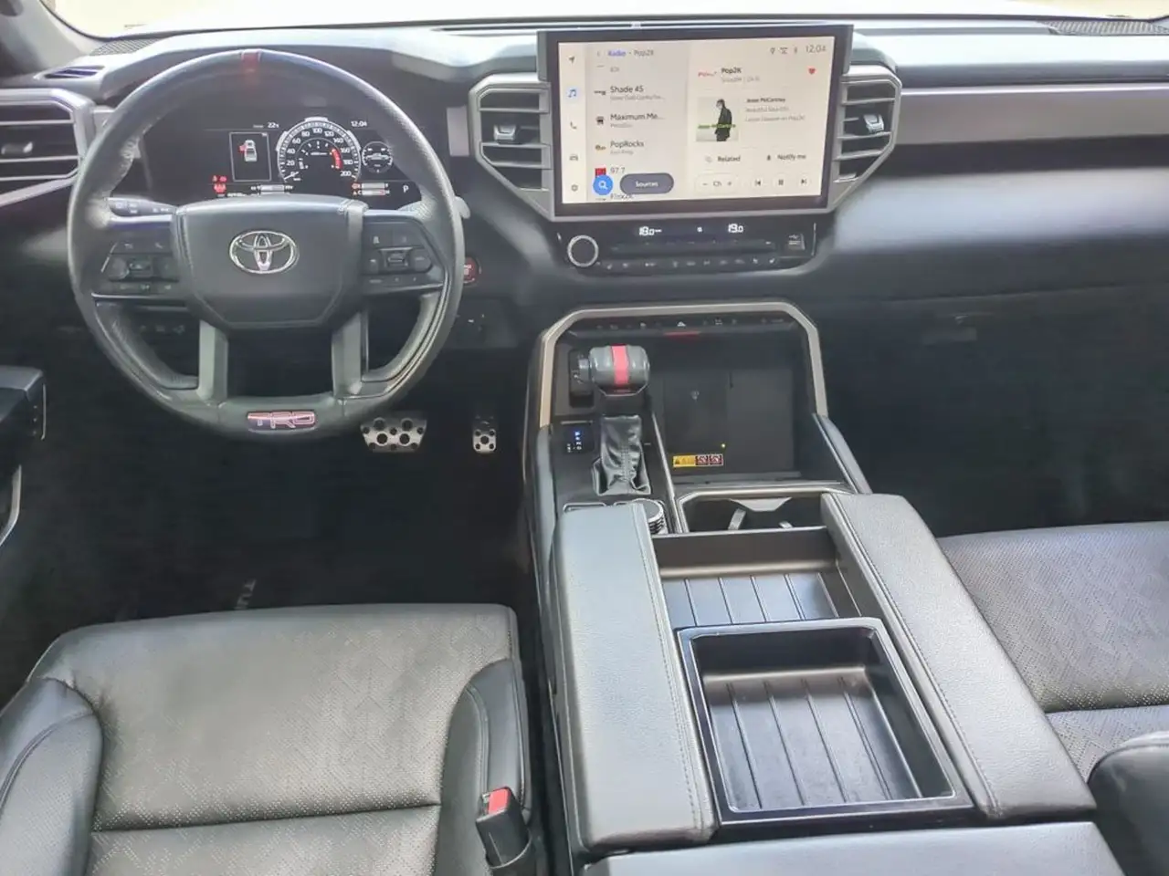 Toyota Tundra снимка Toyota Tundra