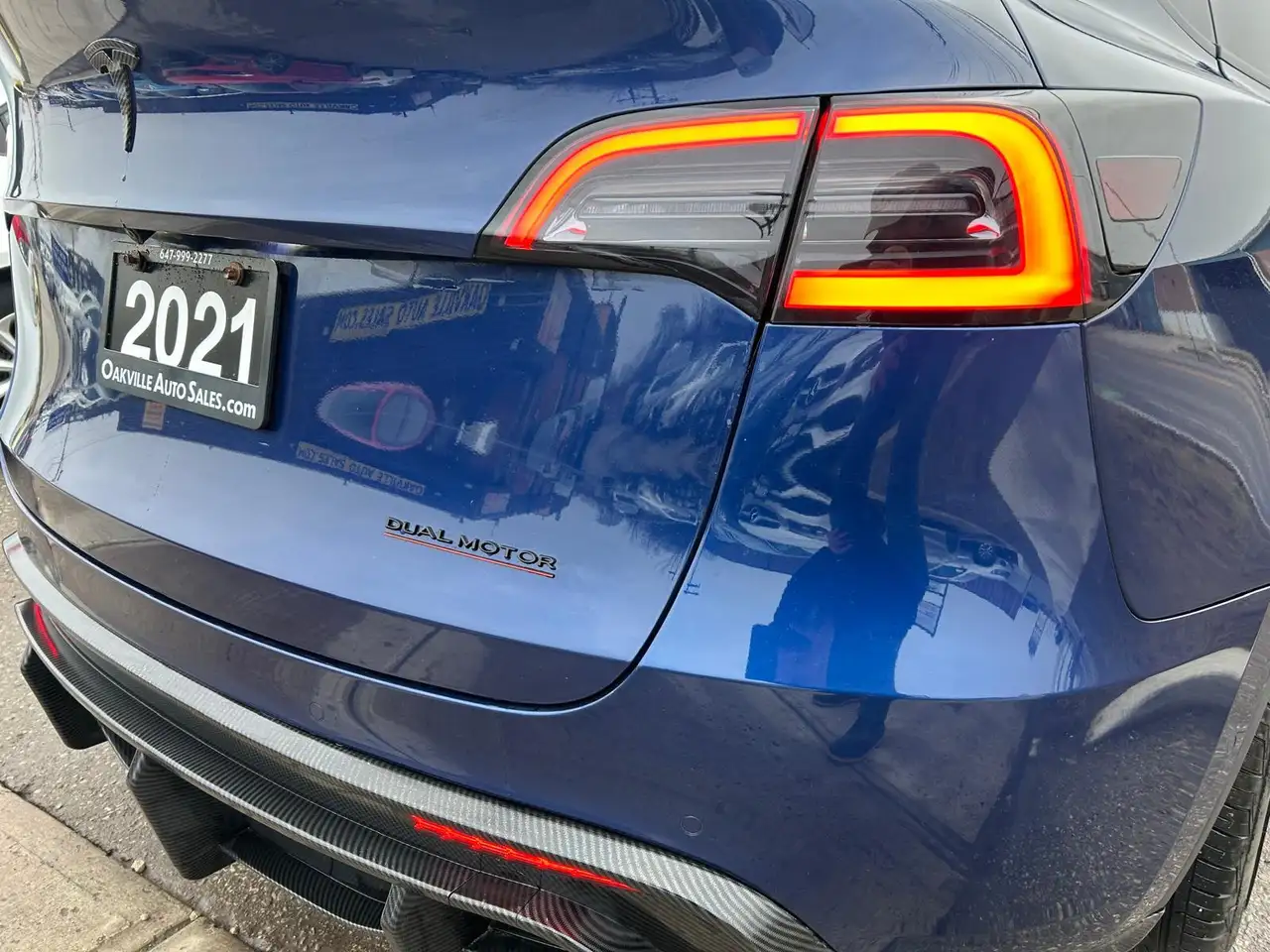 Tesla Model Y снимка Tesla Model Y