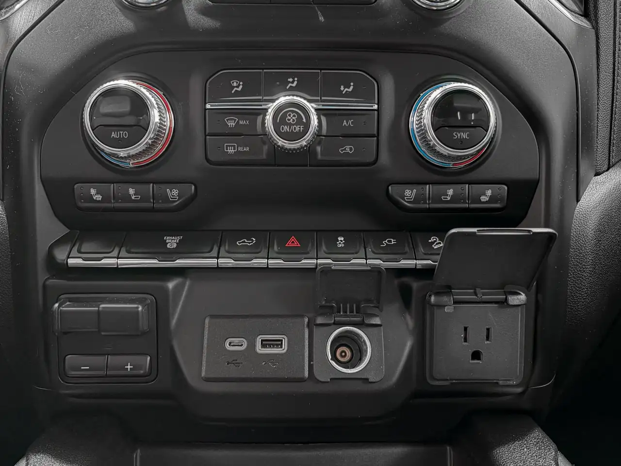 GMC Sierra 3500HD fotografie GMC Sierra 3500HD