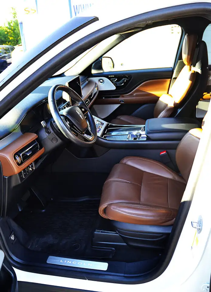 Lincoln Aviator photo Lincoln Aviator