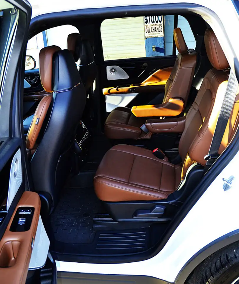 Lincoln Aviator photo Lincoln Aviator