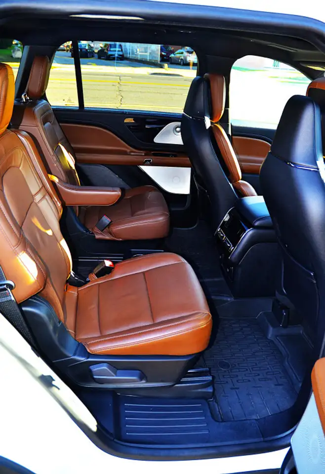 Lincoln Aviator photo Lincoln Aviator