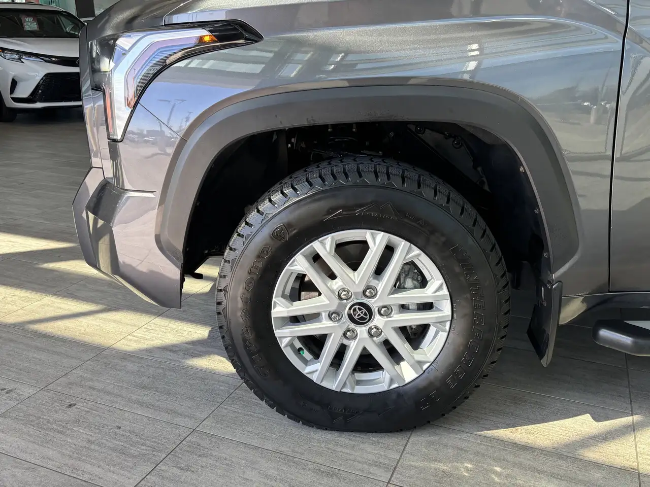 Toyota Tundra снимка Toyota Tundra