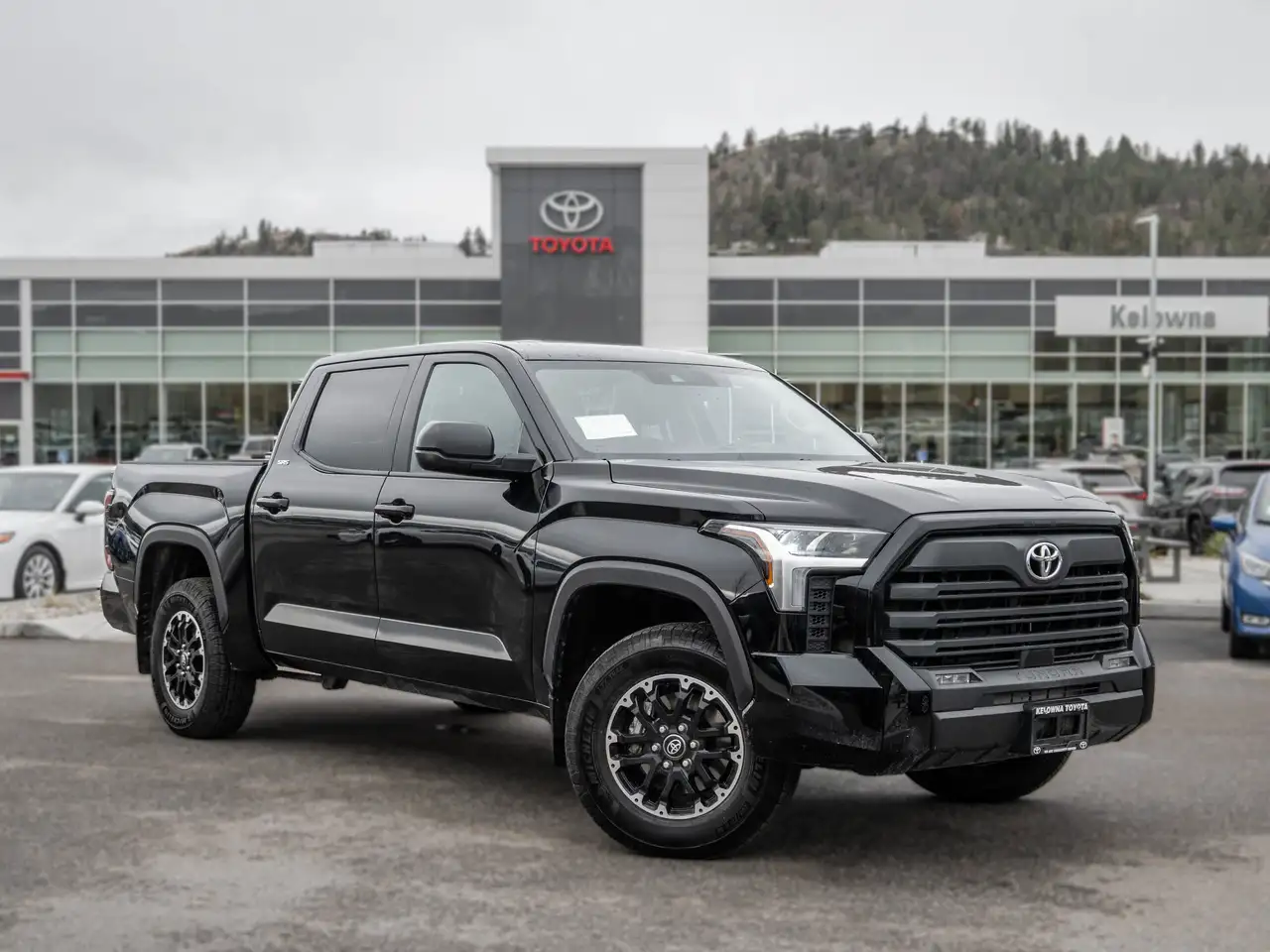 Toyota Tundra снимка Toyota Tundra