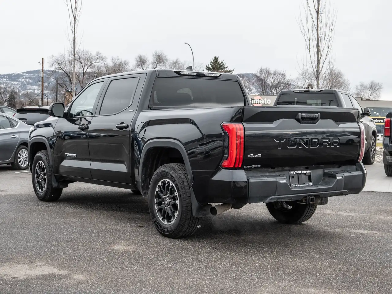 Toyota Tundra снимка Toyota Tundra