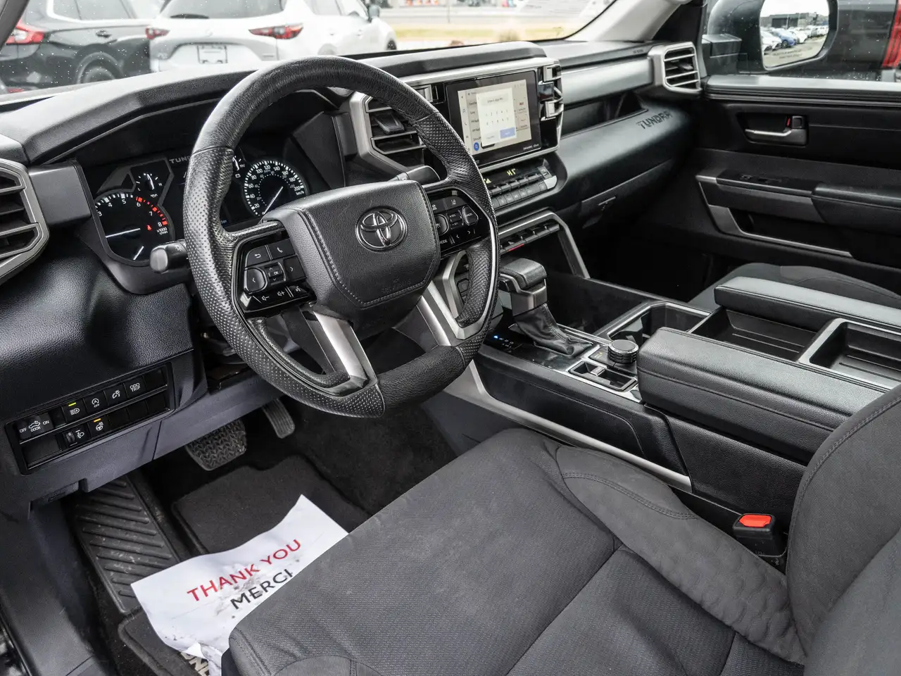 Toyota Tundra снимка Toyota Tundra
