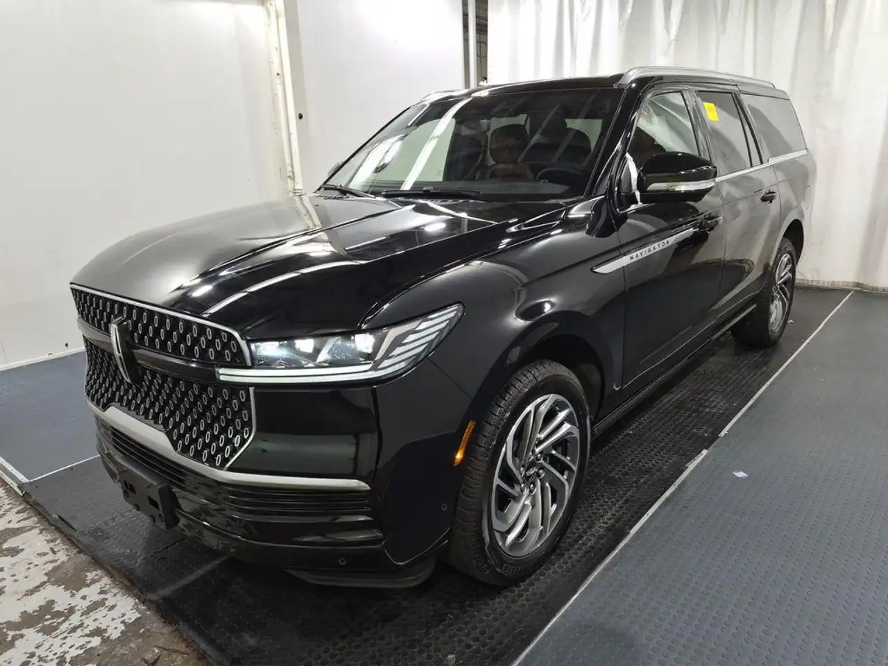 2025 Lincoln Navigator
