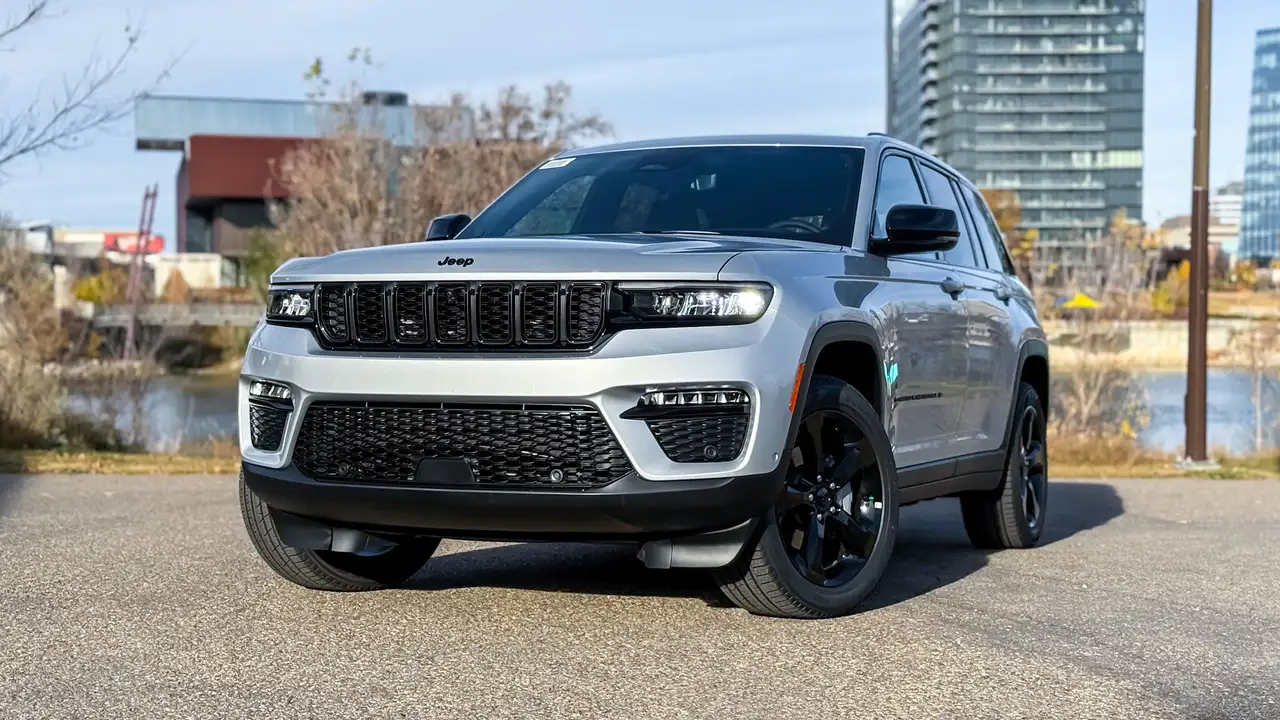 Jeep Grand Cherokee снимка Jeep Grand Cherokee