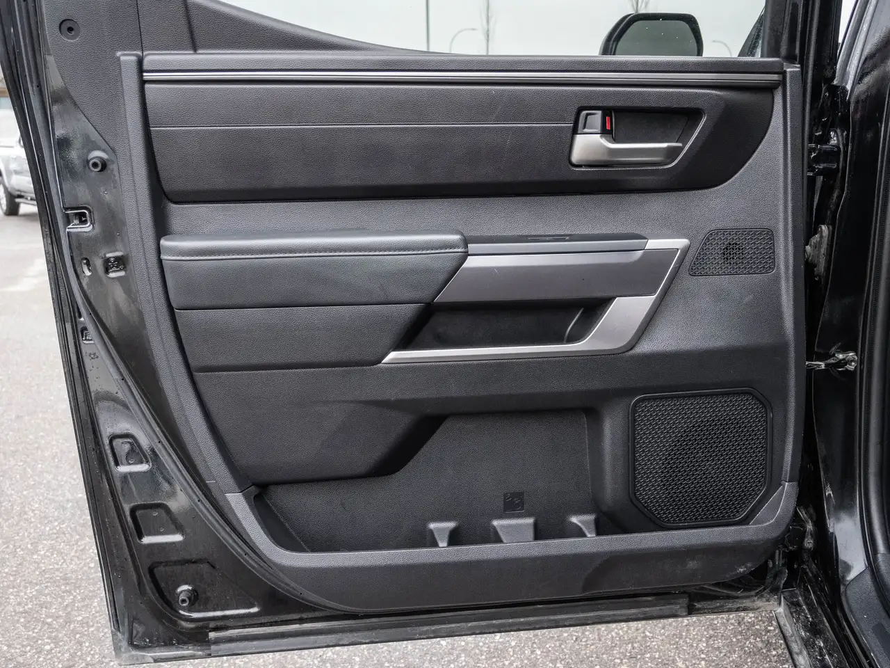 Toyota Tundra снимка Toyota Tundra