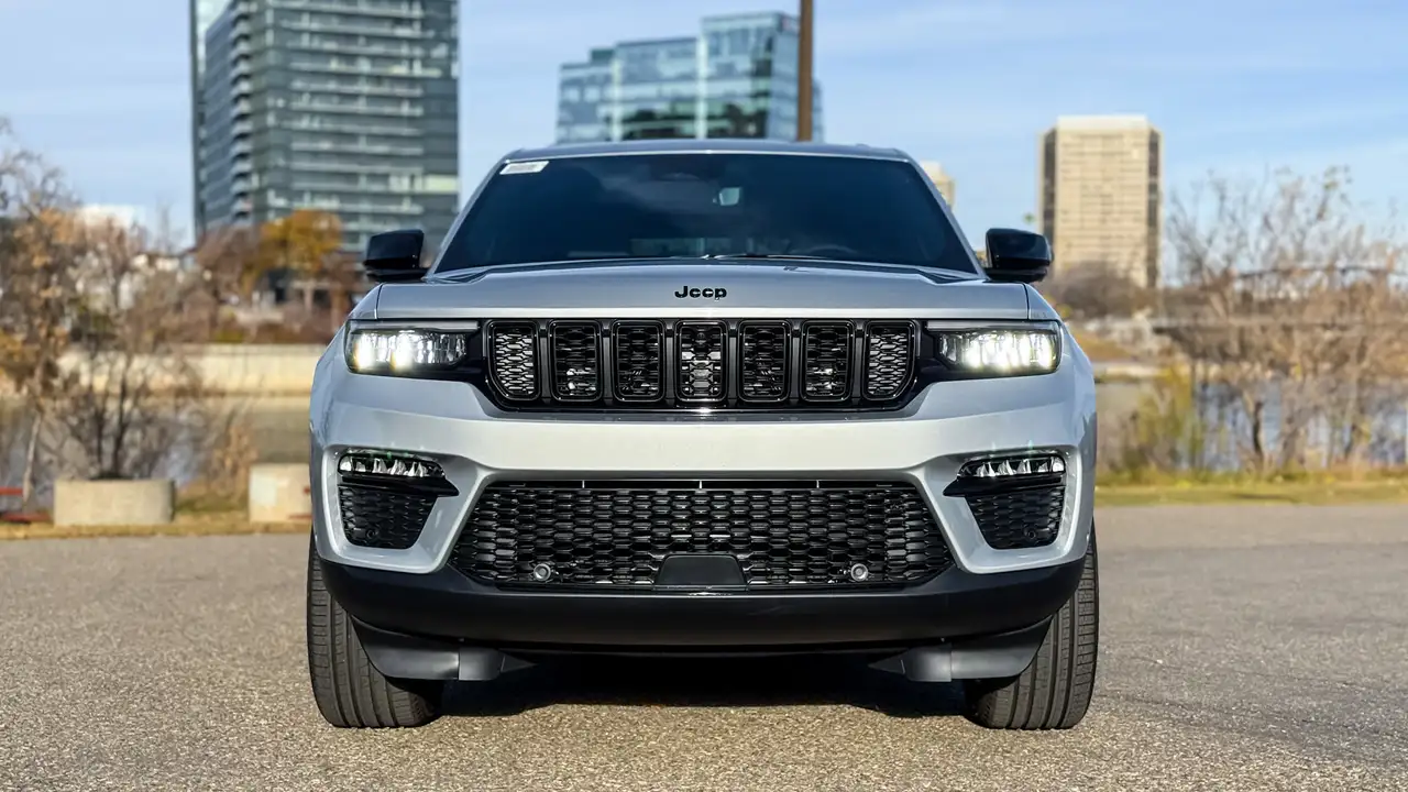 Jeep Grand Cherokee снимка Jeep Grand Cherokee