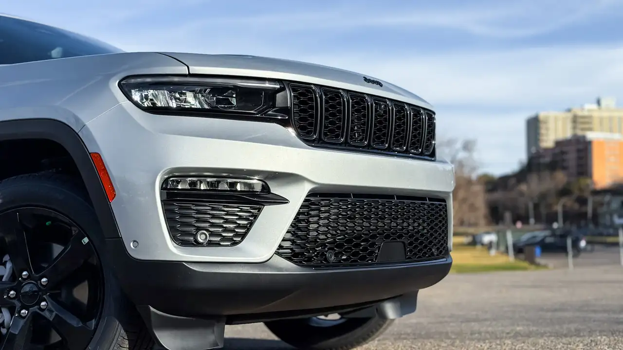 Jeep Grand Cherokee снимка Jeep Grand Cherokee