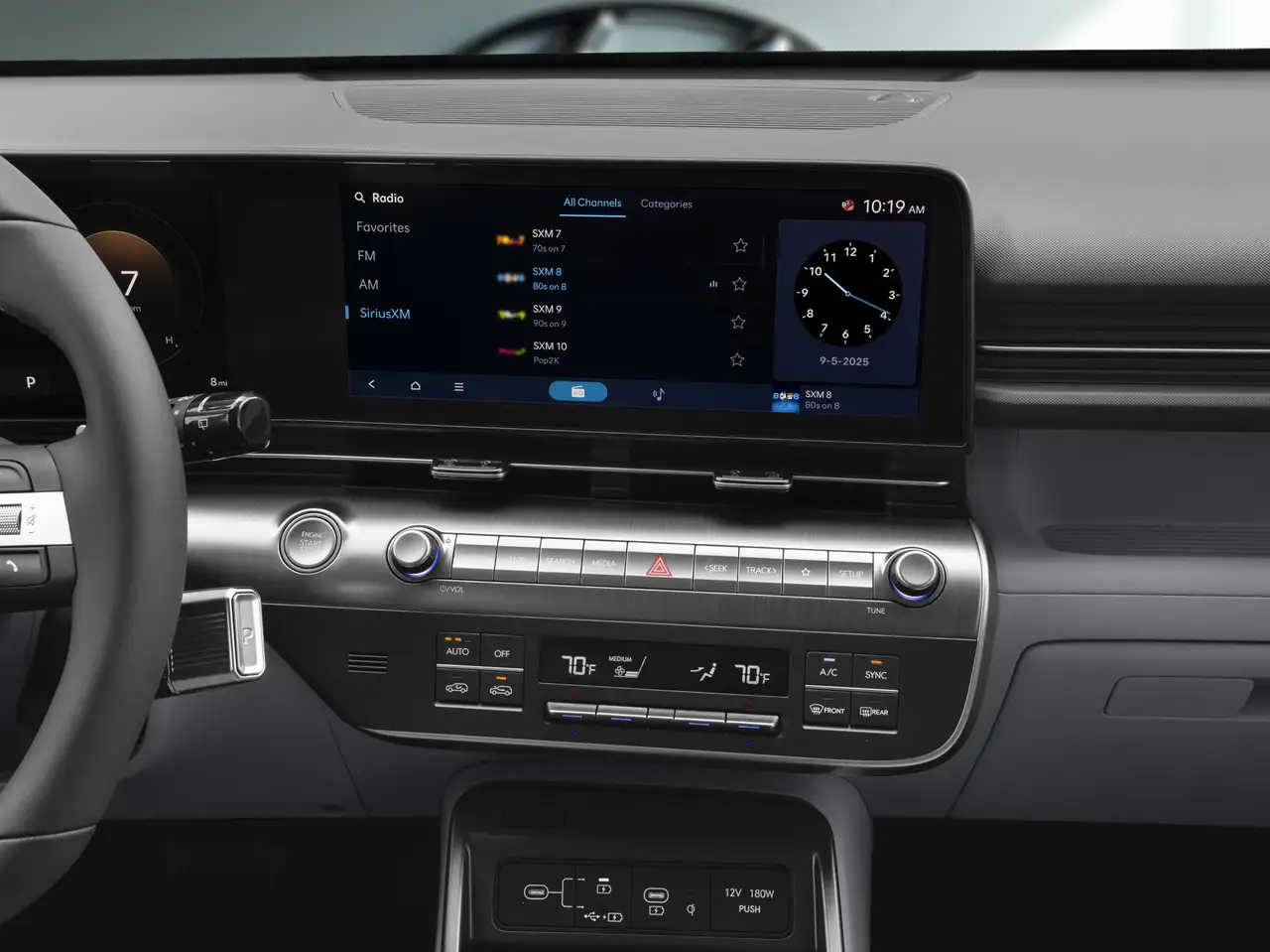 Hyundai KONA photo Hyundai KONA