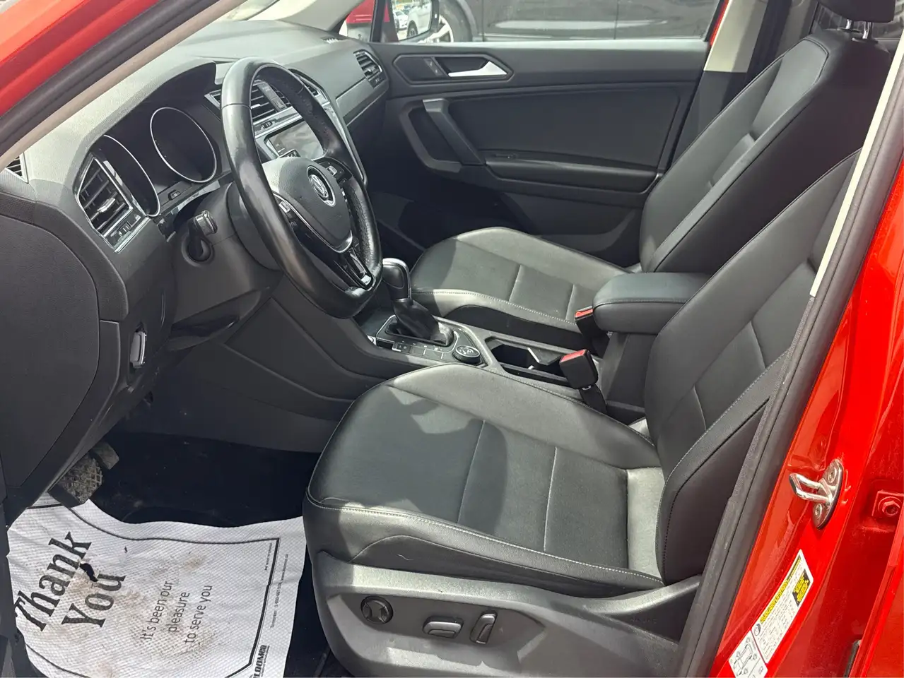 Volkswagen Tiguan снимка Volkswagen Tiguan