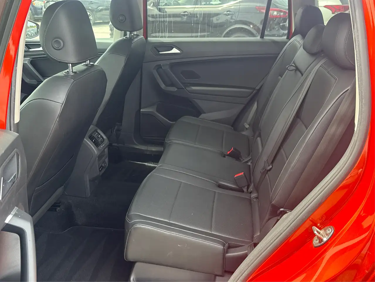 Volkswagen Tiguan снимка Volkswagen Tiguan
