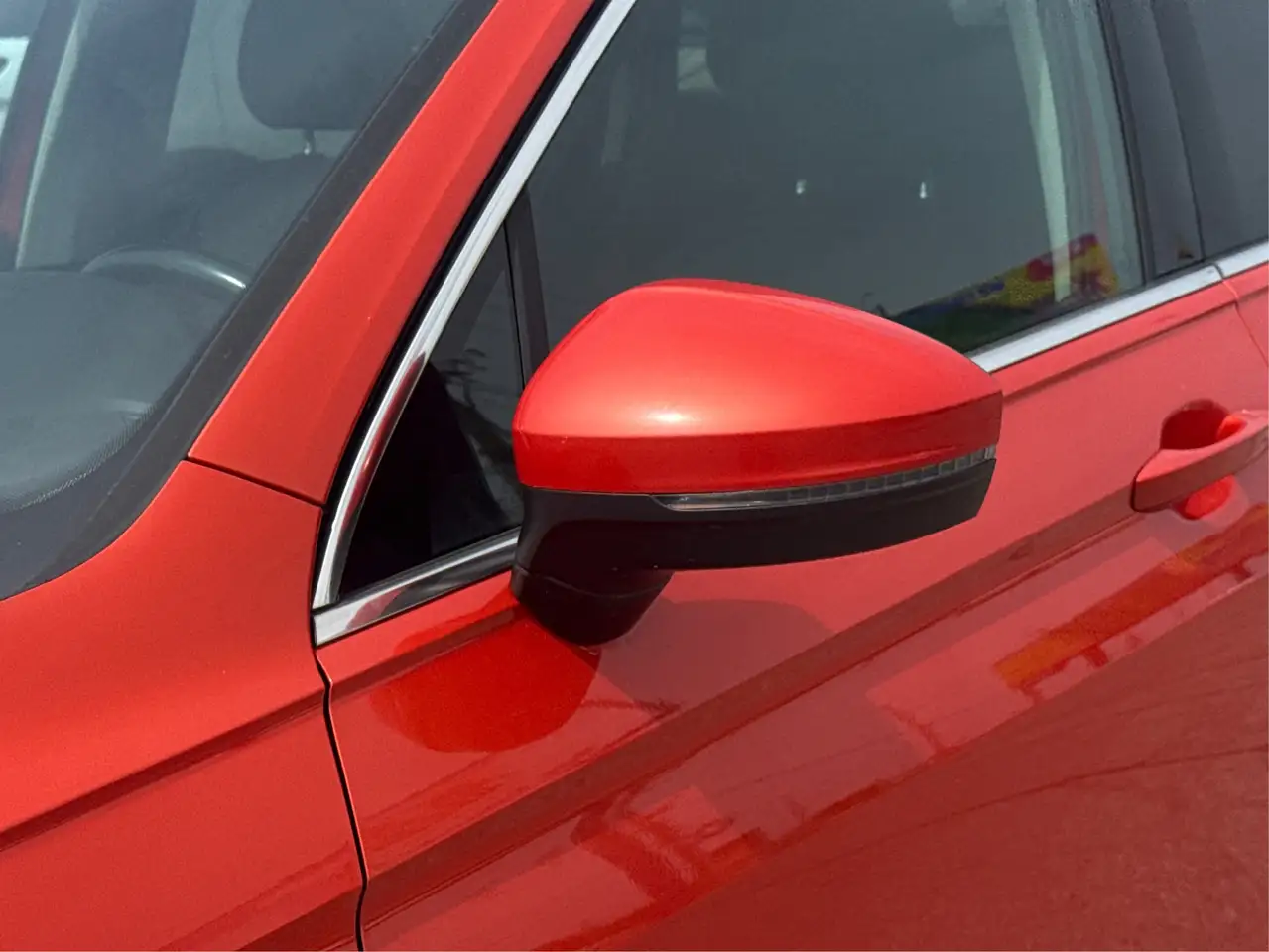Volkswagen Tiguan снимка Volkswagen Tiguan