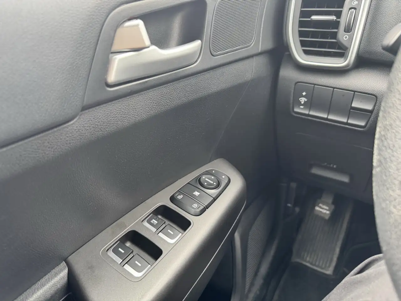 Kia Sportage снимка Kia Sportage
