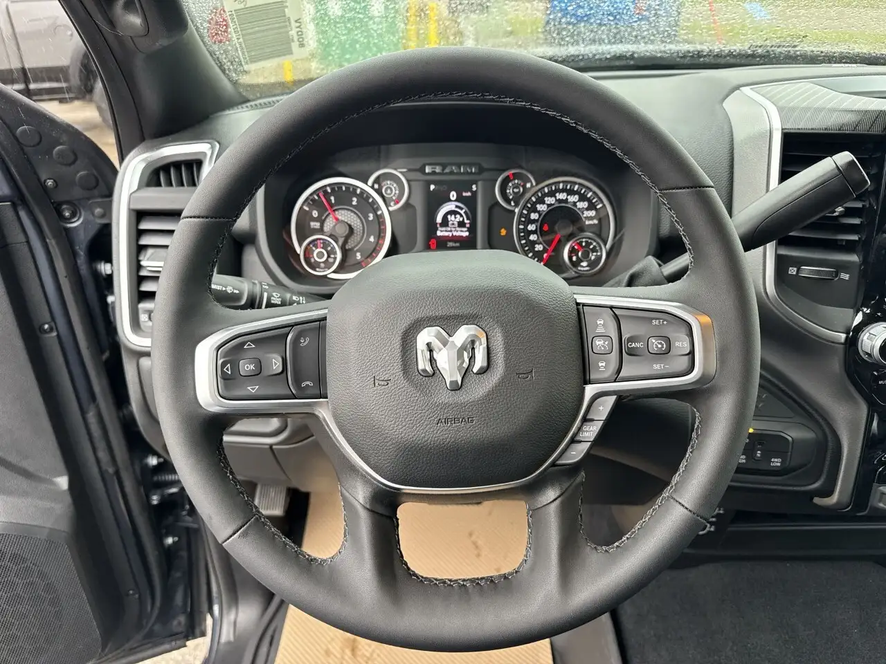 RAM 3500 снимка RAM 3500