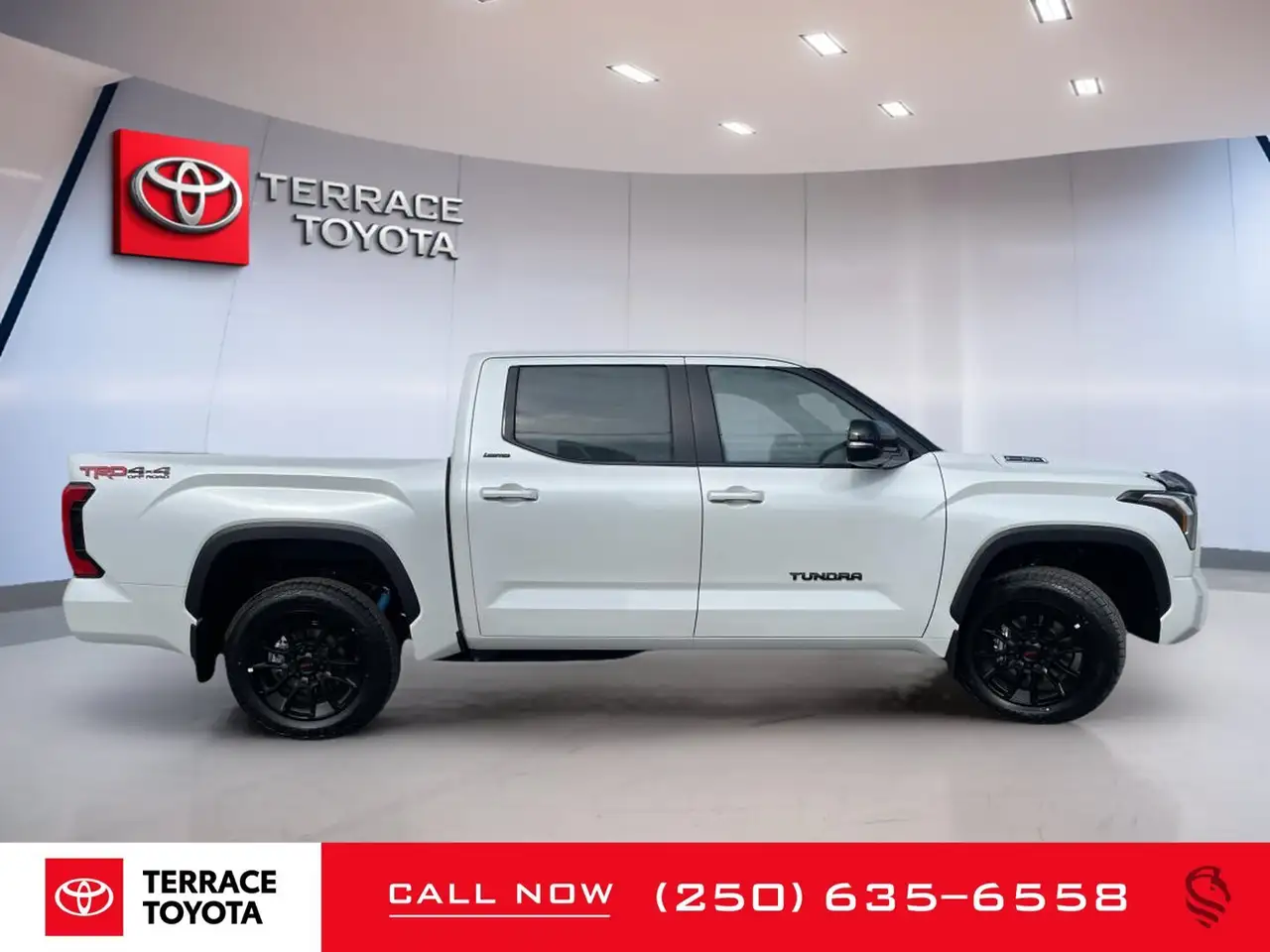 Toyota Tundra снимка Toyota Tundra