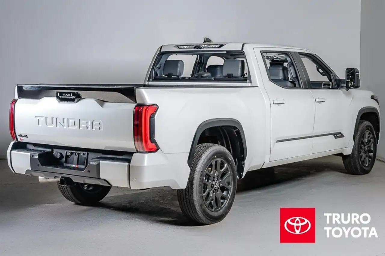 Toyota Tundra снимка Toyota Tundra