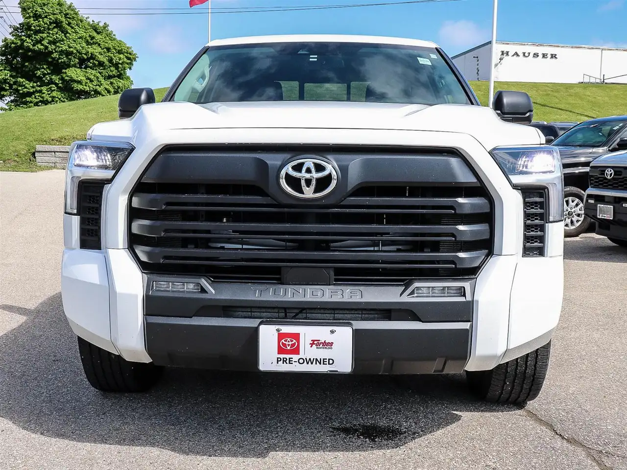Toyota Tundra снимка Toyota Tundra