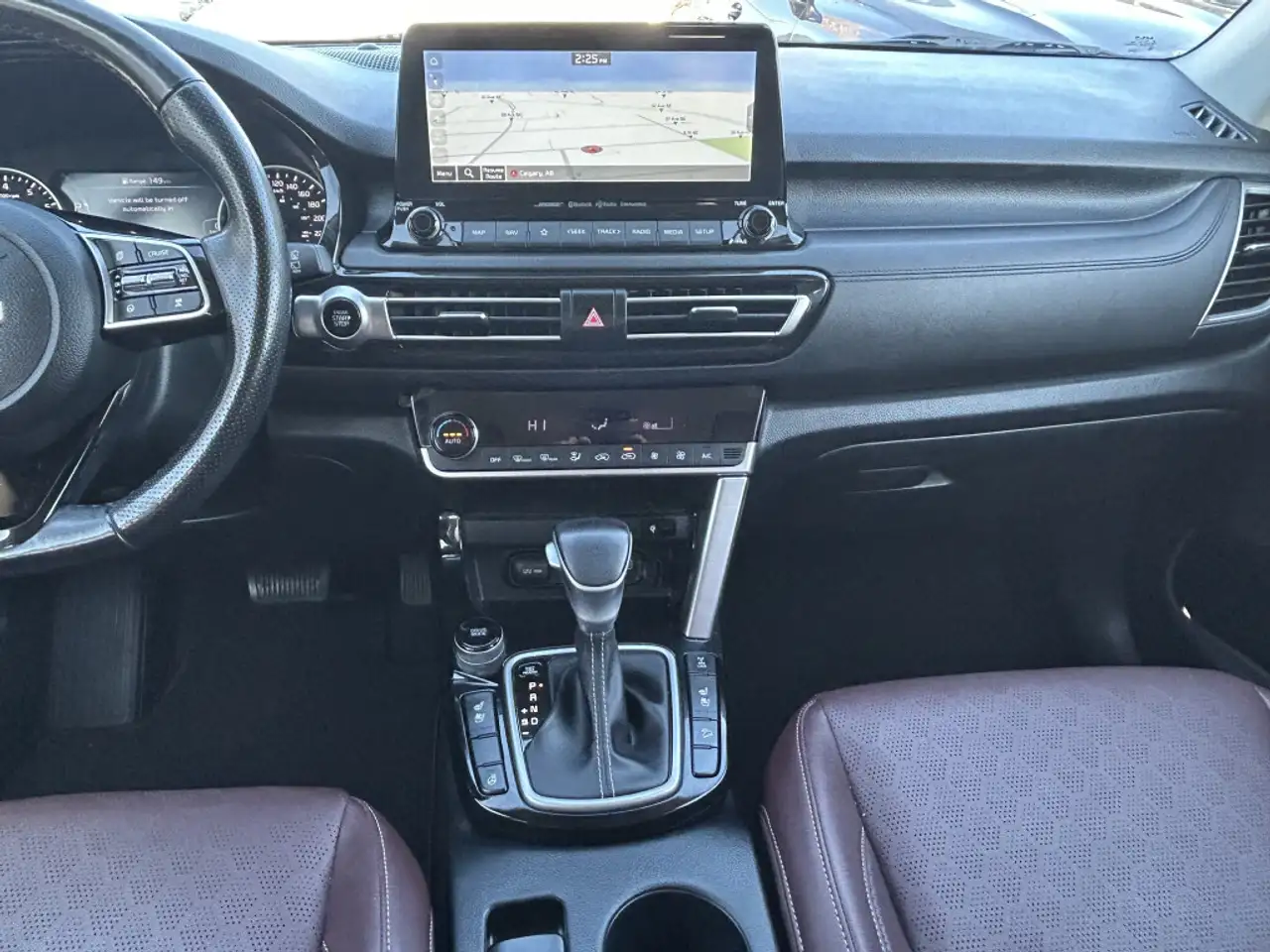 Kia Seltos снимка Kia Seltos