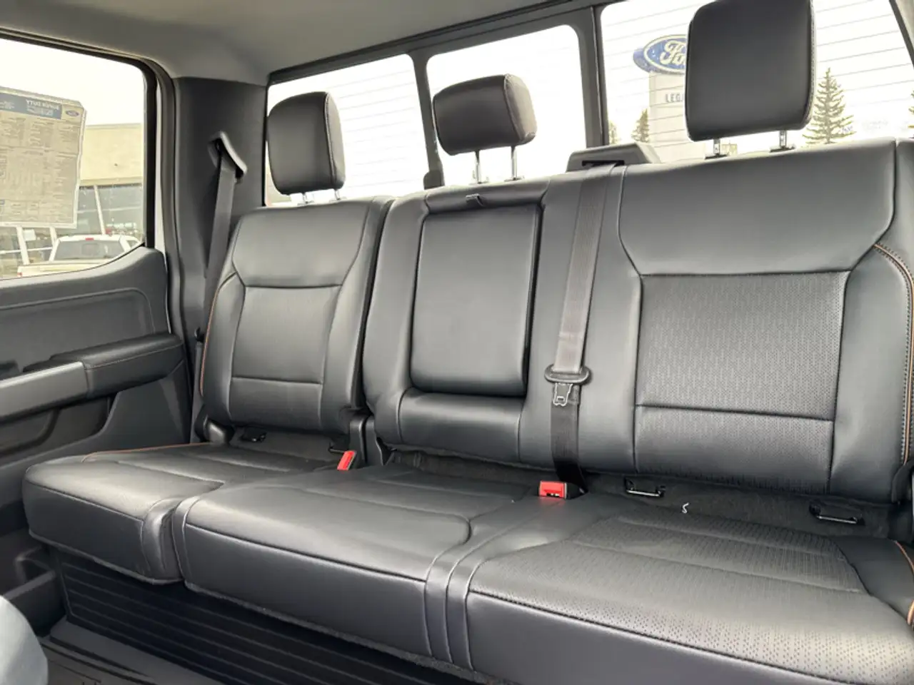 Ford F 350 снимка Ford F 350