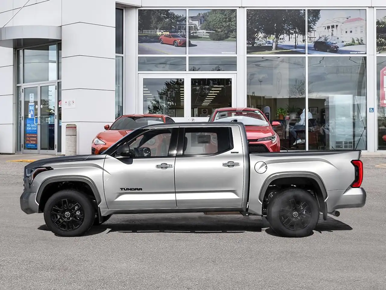Toyota Tundra снимка Toyota Tundra