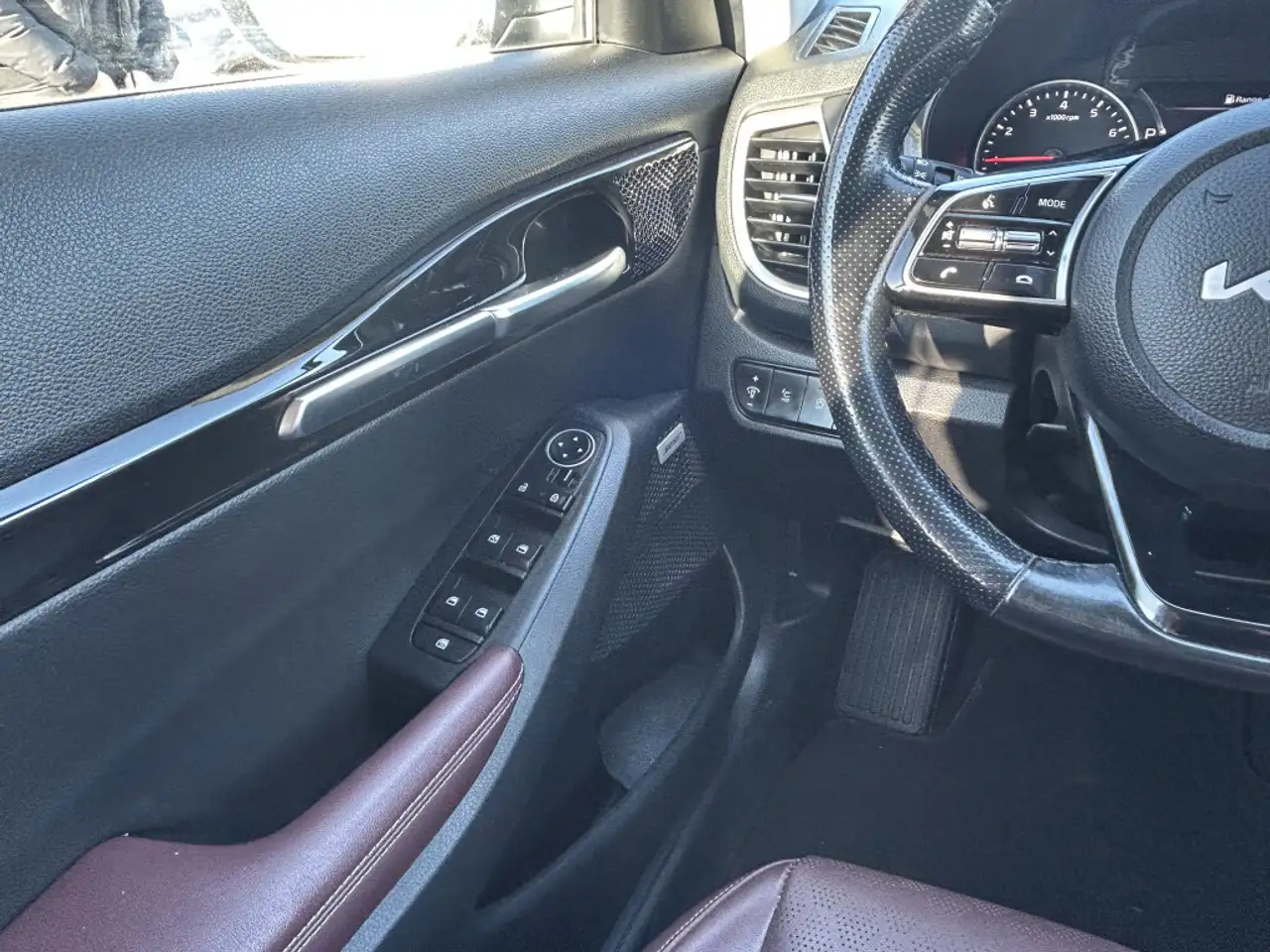 Kia Seltos снимка Kia Seltos