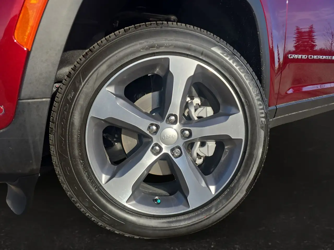 Jeep Grand Cherokee снимка Jeep Grand Cherokee