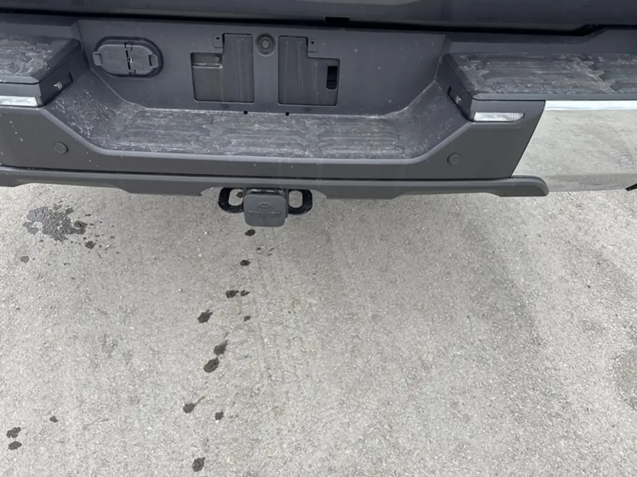 Toyota Tundra снимка Toyota Tundra