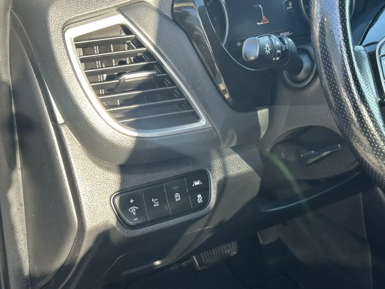 Kia Seltos снимка Kia Seltos