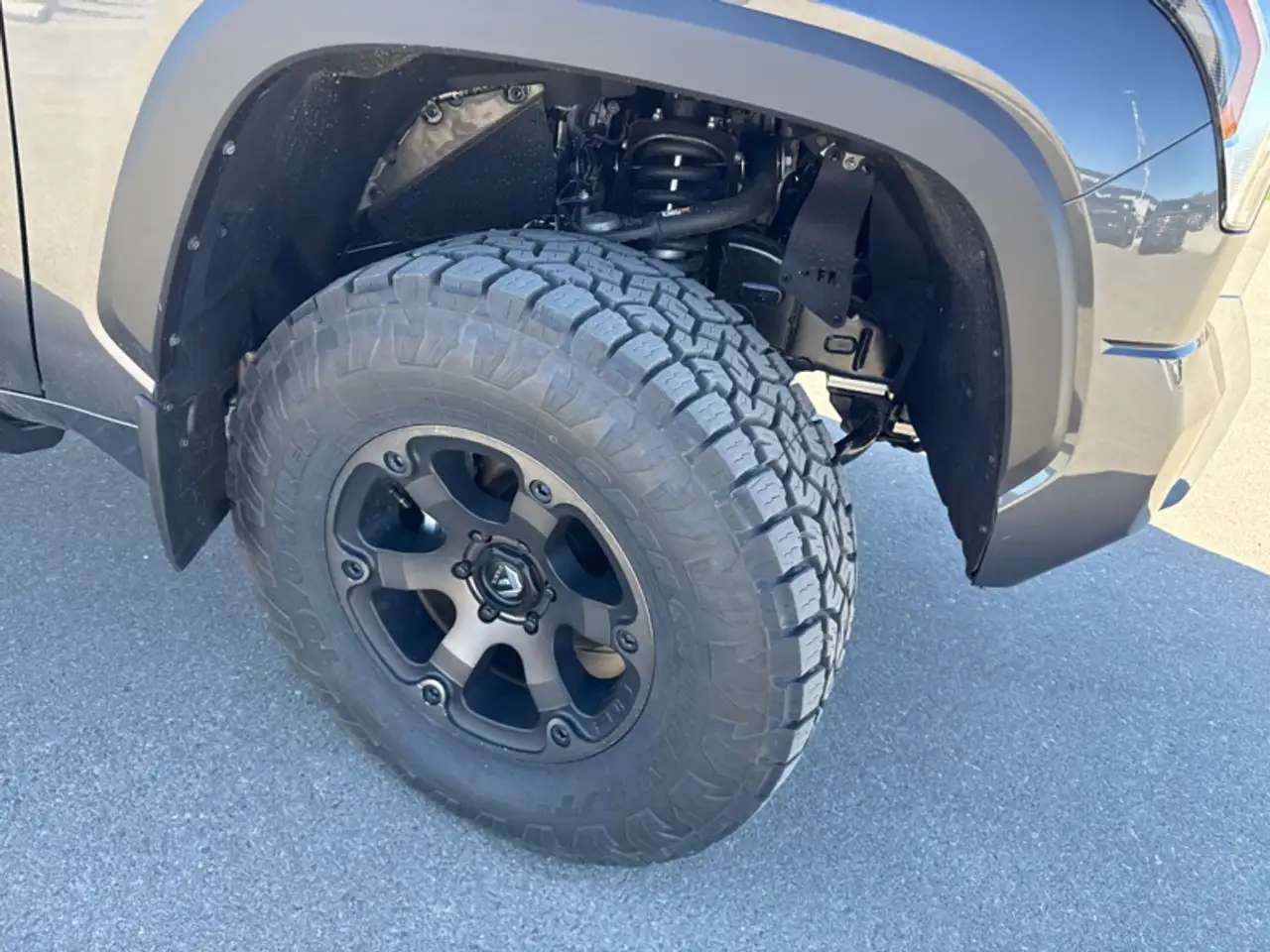 Toyota Tundra снимка Toyota Tundra