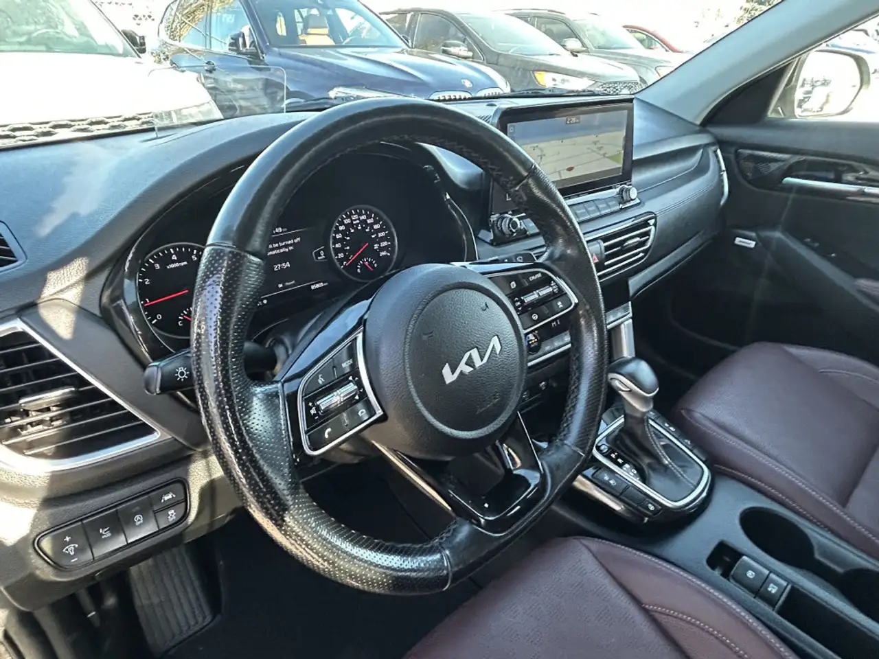 Kia Seltos снимка Kia Seltos