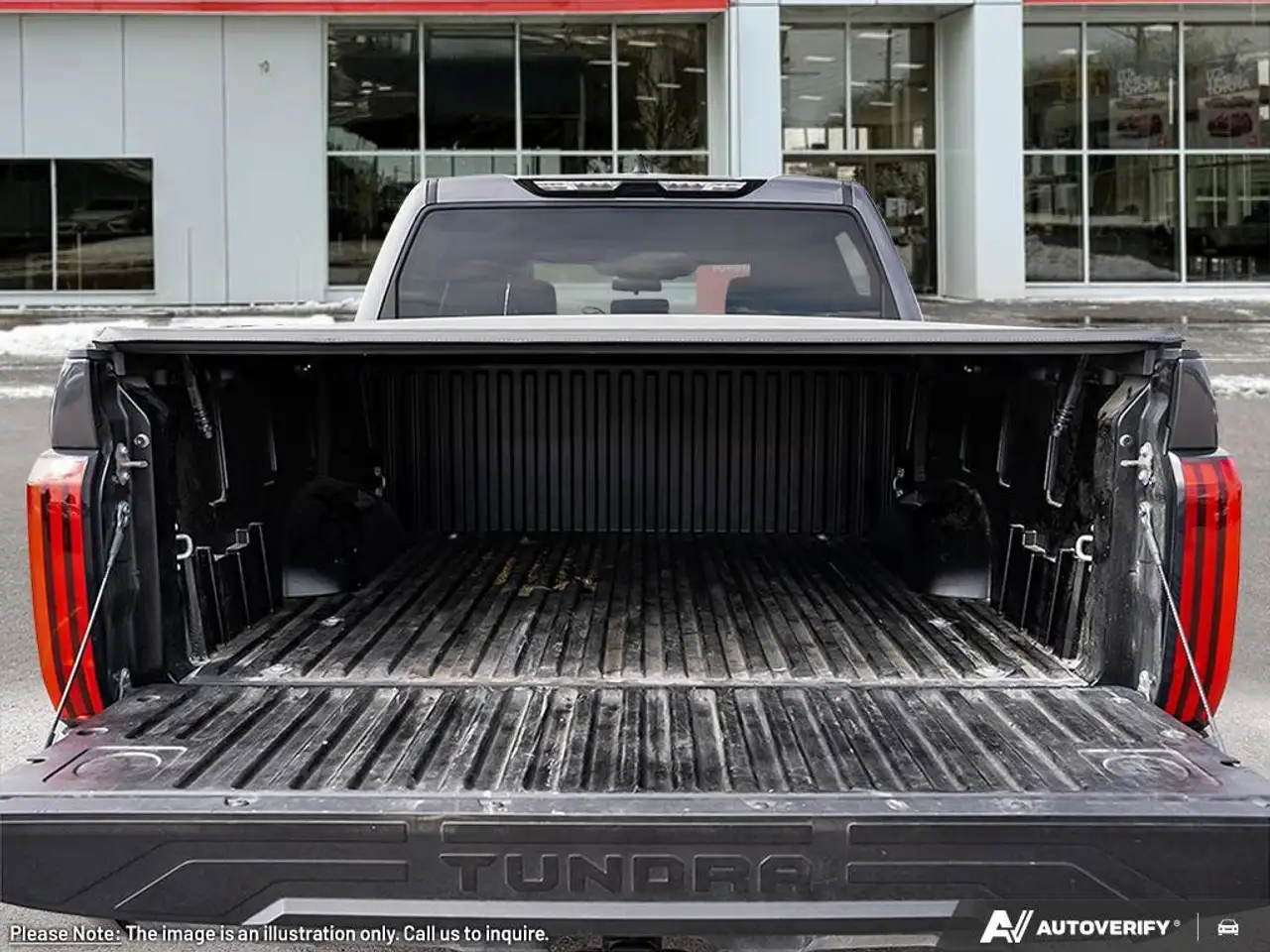 Toyota Tundra снимка Toyota Tundra