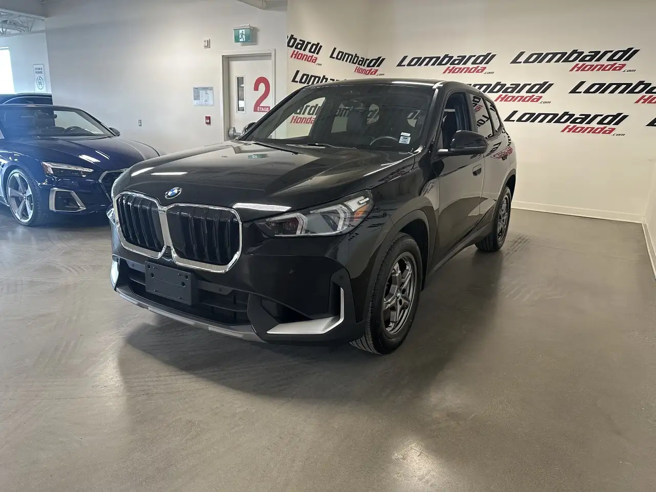 BMW X1 снимка BMW X1