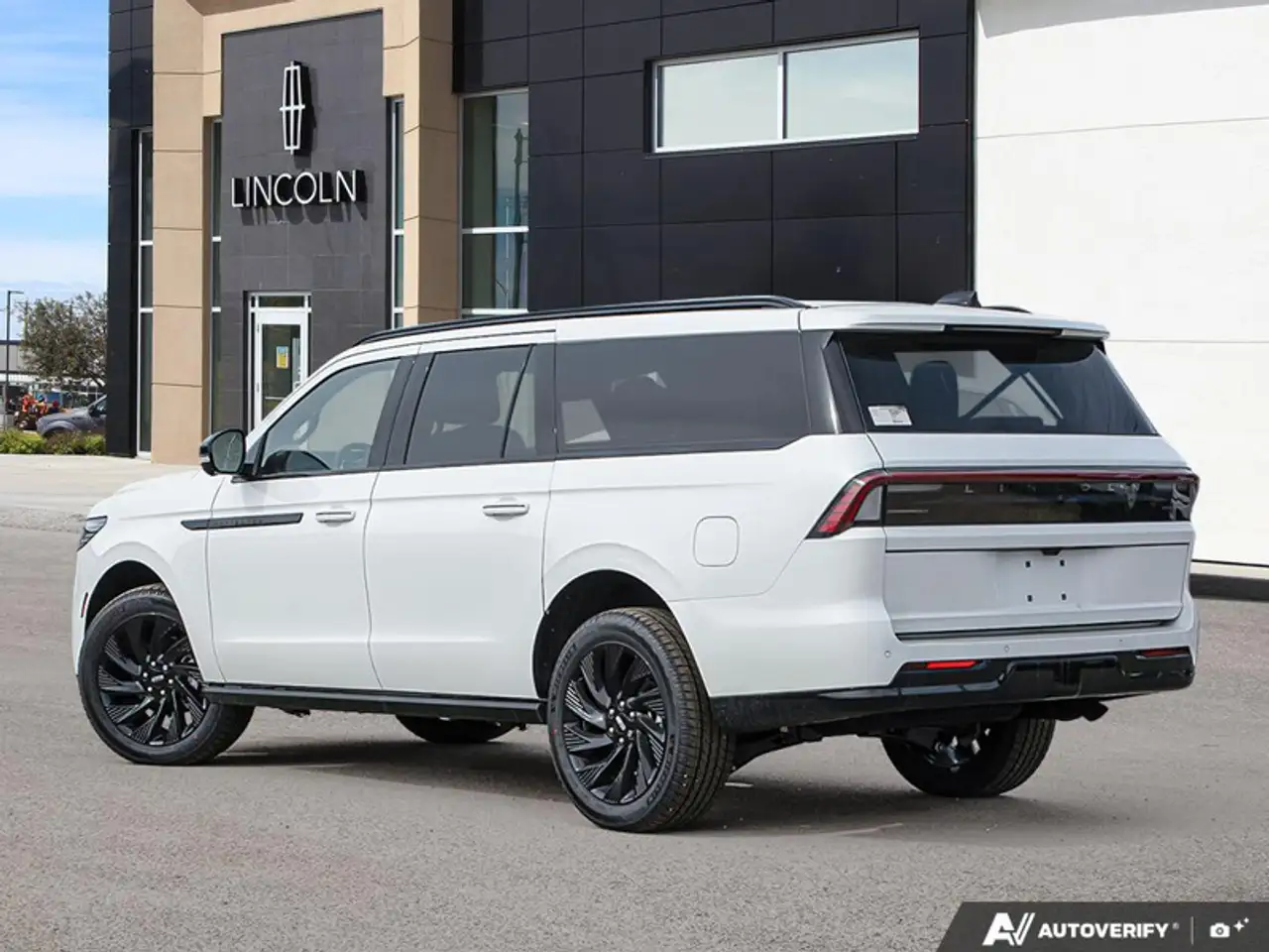 Lincoln Navigator photo Lincoln Navigator
