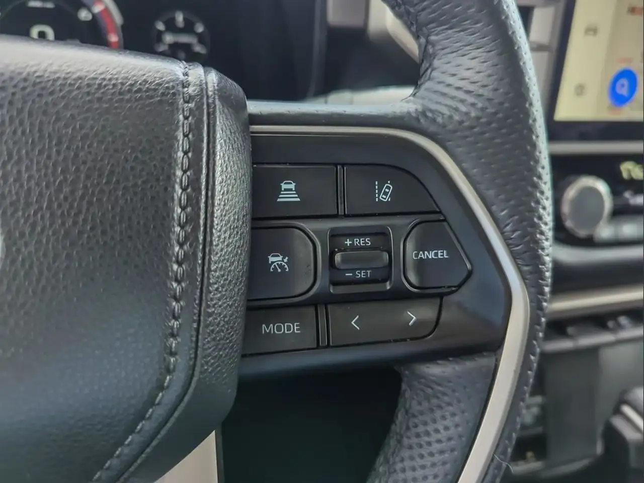 Toyota Tundra снимка Toyota Tundra